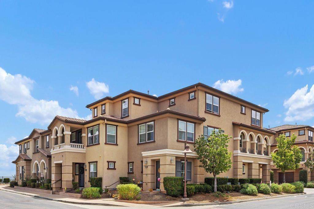 1605 Calabria Street - Photo 1