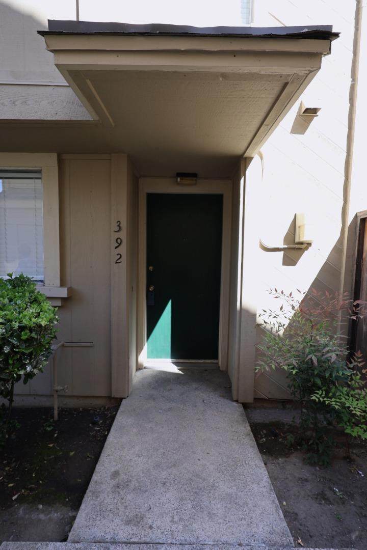 392 Caribe Way - Photo 1
