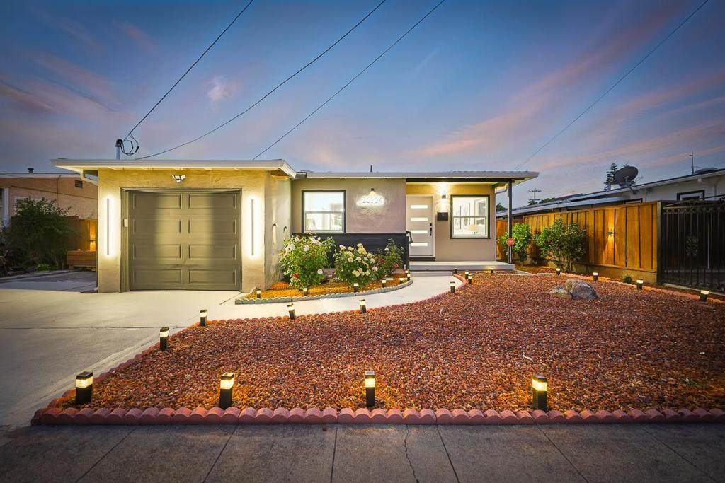 26584 Underwood Avenue - Photo 1