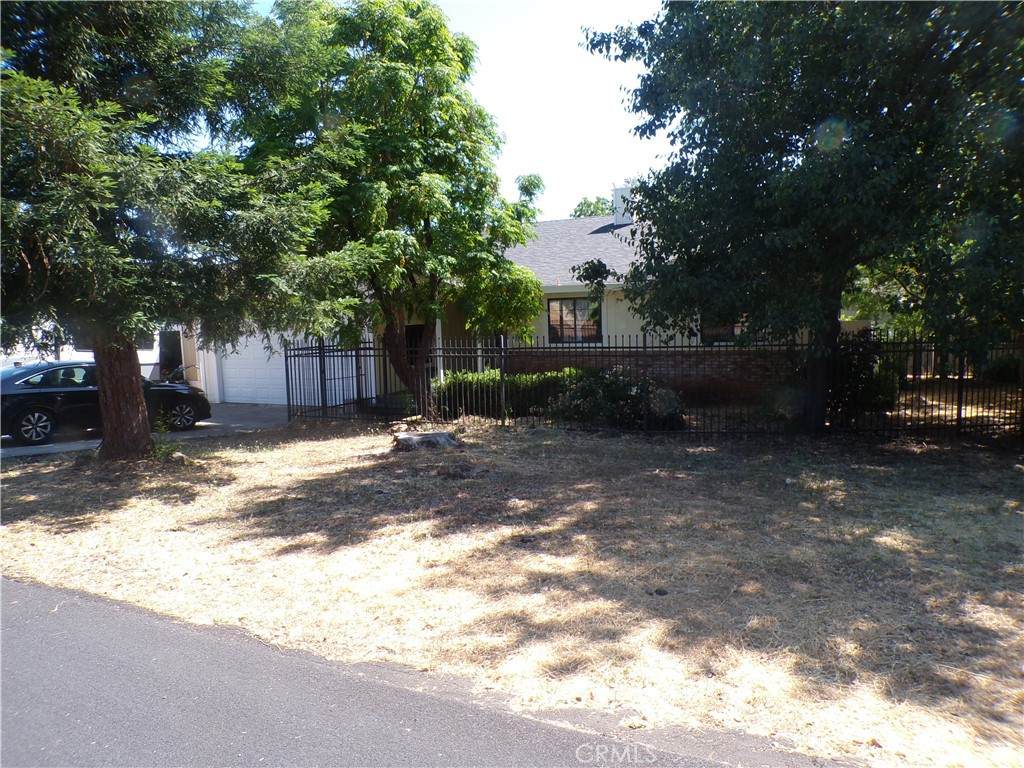 19501 Stonegate Road - Photo 1