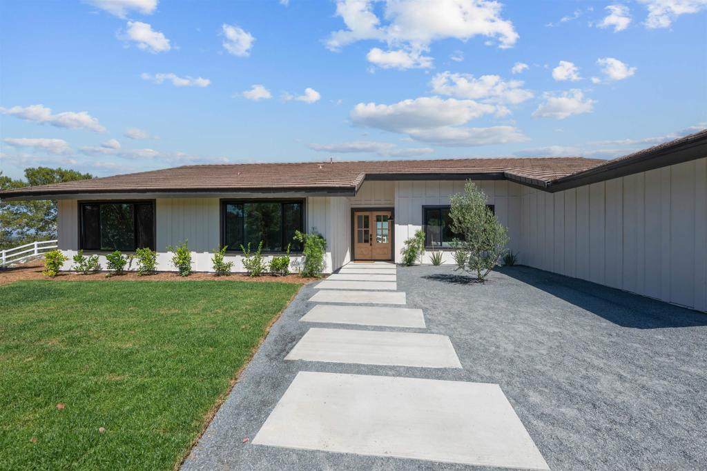 37285 Avenida Bravura - Photo 1
