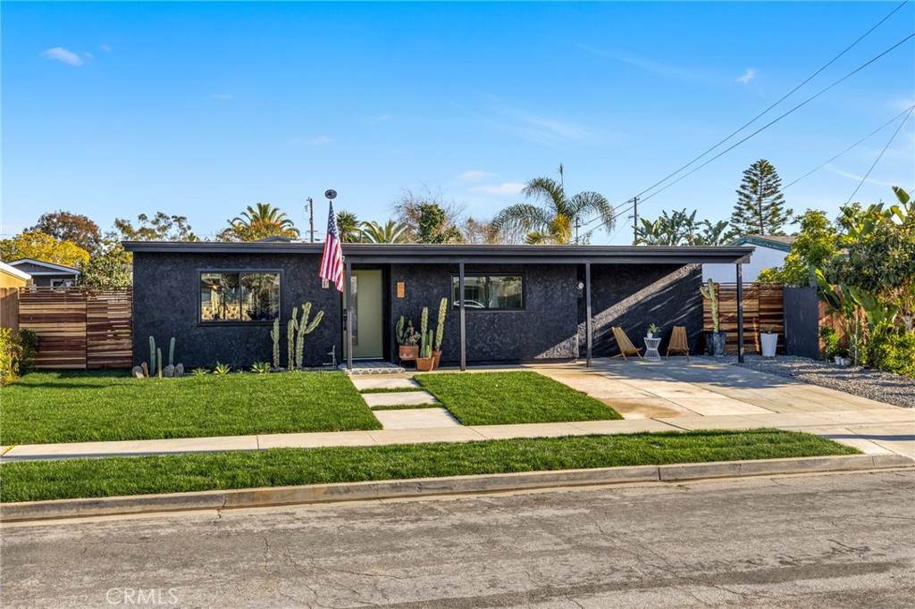1013 Santa Anita Street - Photo 1