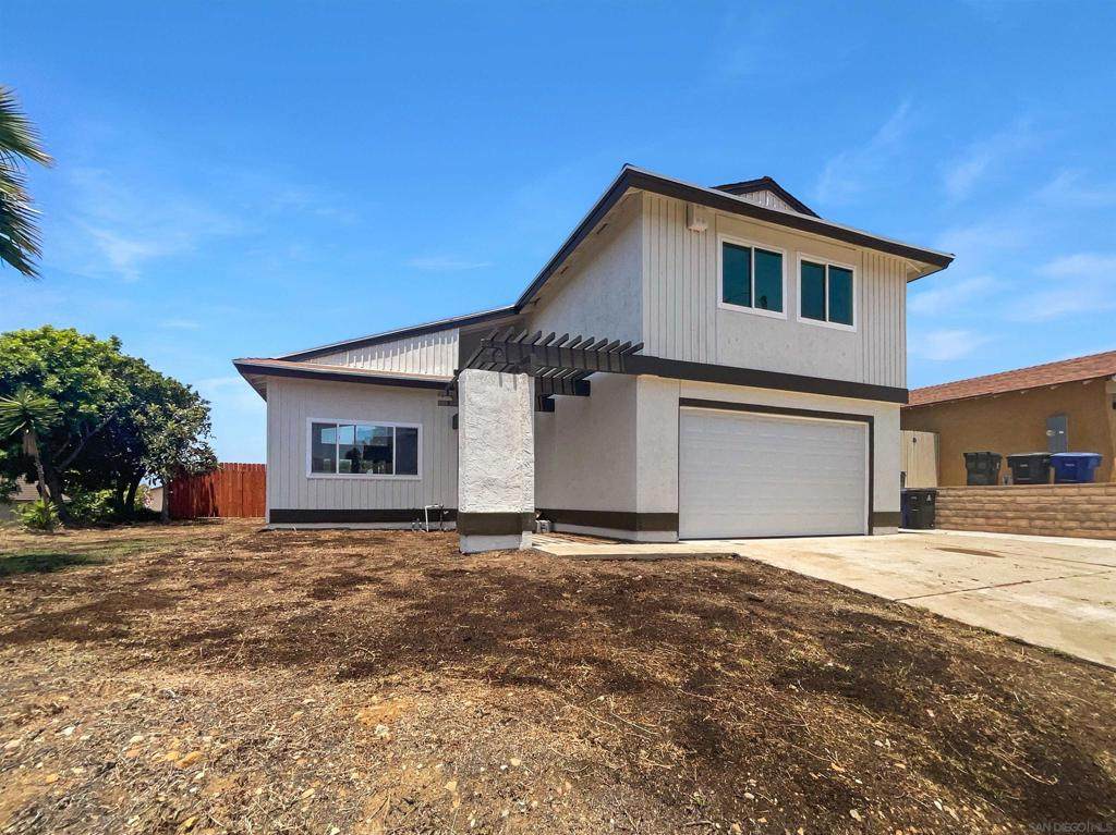 141 Rainier Ct - Photo 1