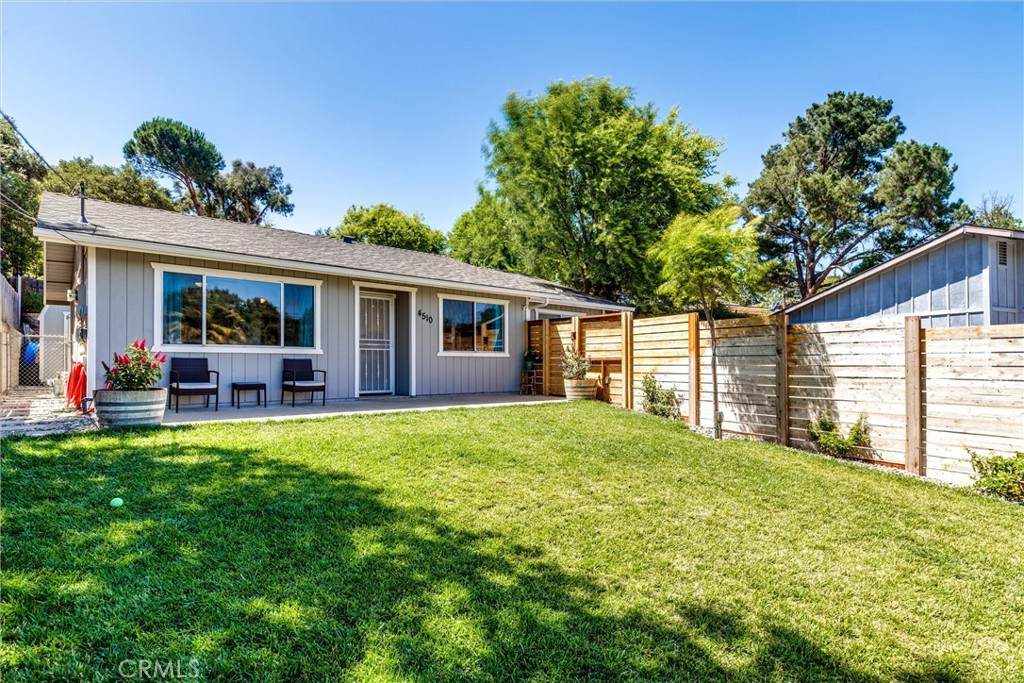 4510 Mananita Avenue - Photo 1