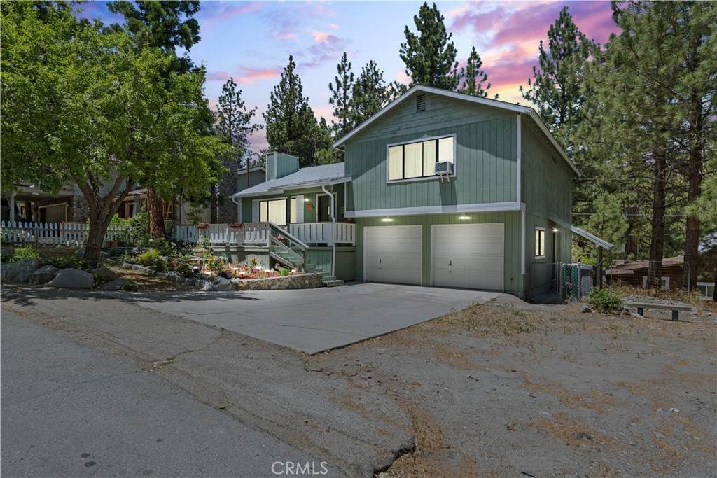 1876 Sparrow Road - Photo 1