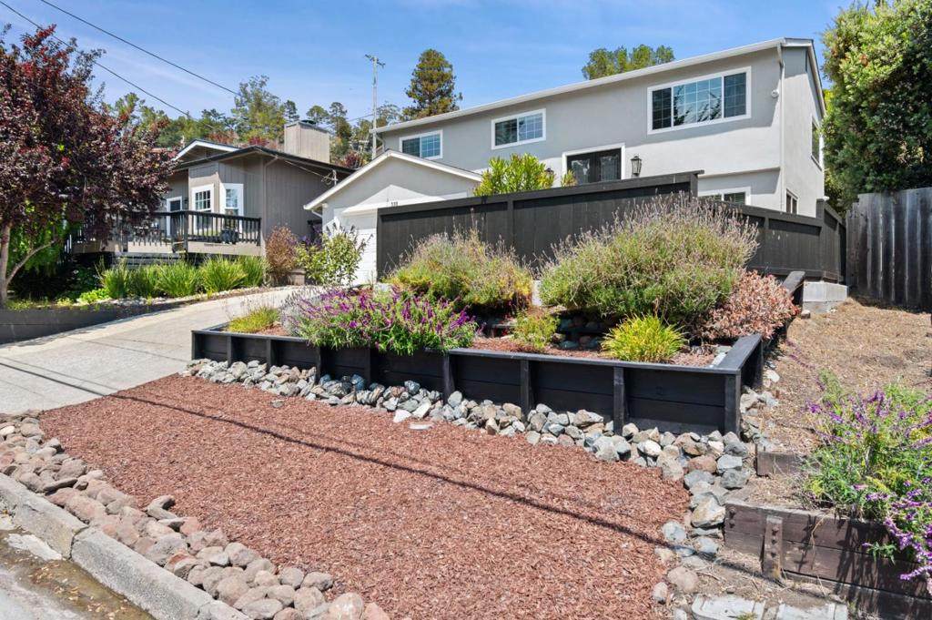 330 Avenue Portola - Photo 1