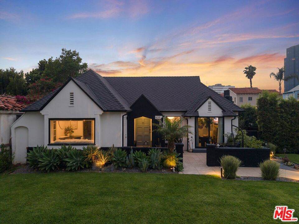 805 Ogden Drive - Photo 1