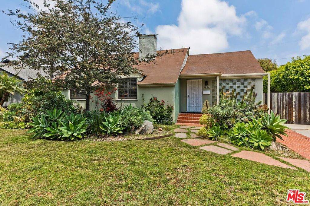 3238 Corinth Avenue - Photo 1