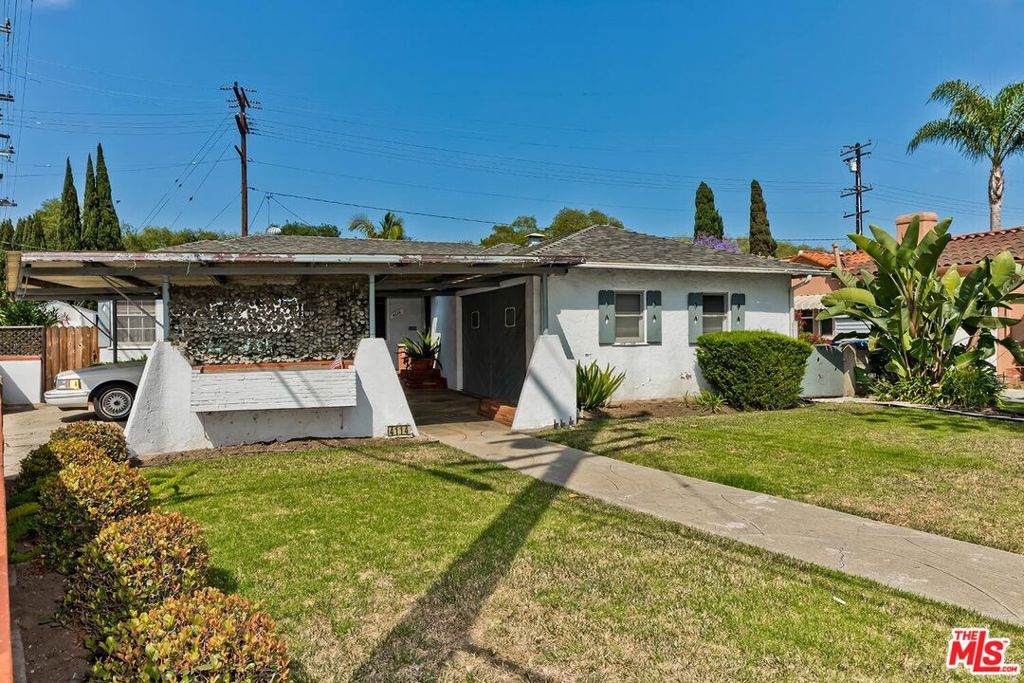 4114 Keystone Avenue - Photo 1