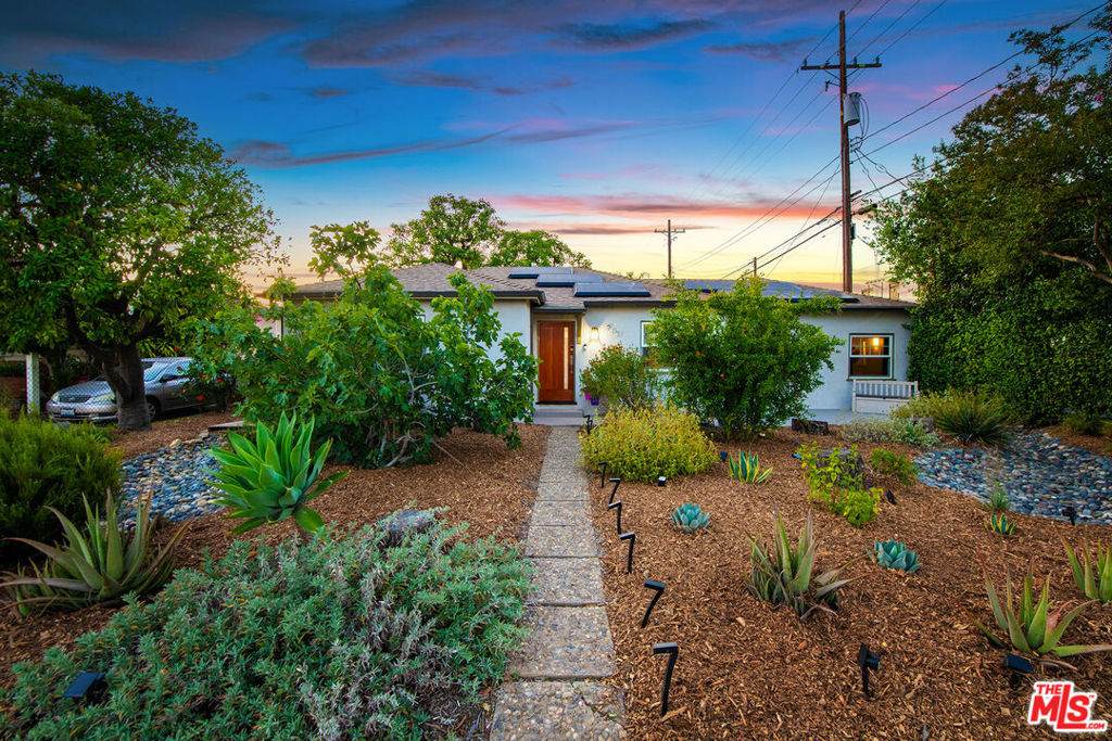 917 Orange Grove Avenue - Photo 1
