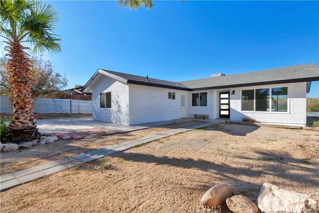 61638 La Jolla Drive - Photo 1