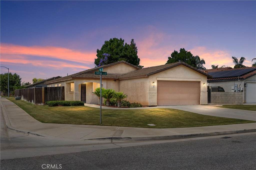 5820 Siena Lane - Photo 1