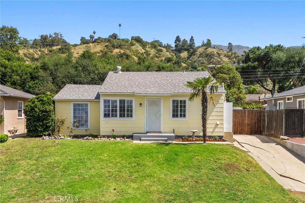 2051 Royal Oaks Drive - Photo 1