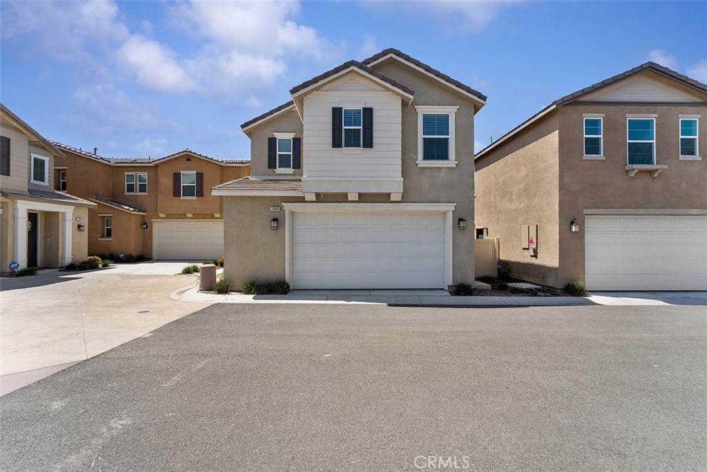 1640 Purple Heart Place - Photo 1