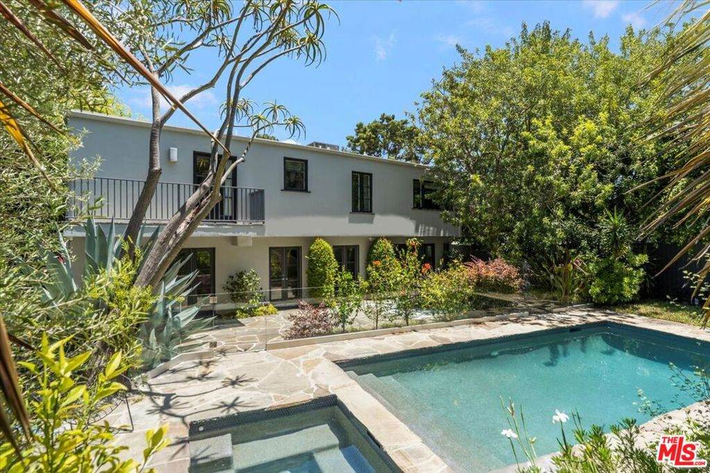 3055 Nichols Canyon Road - Photo 1