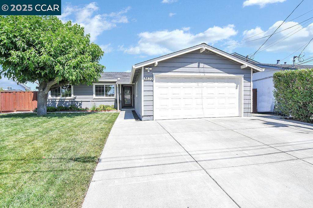 3570 Dumbarton St - Photo 1