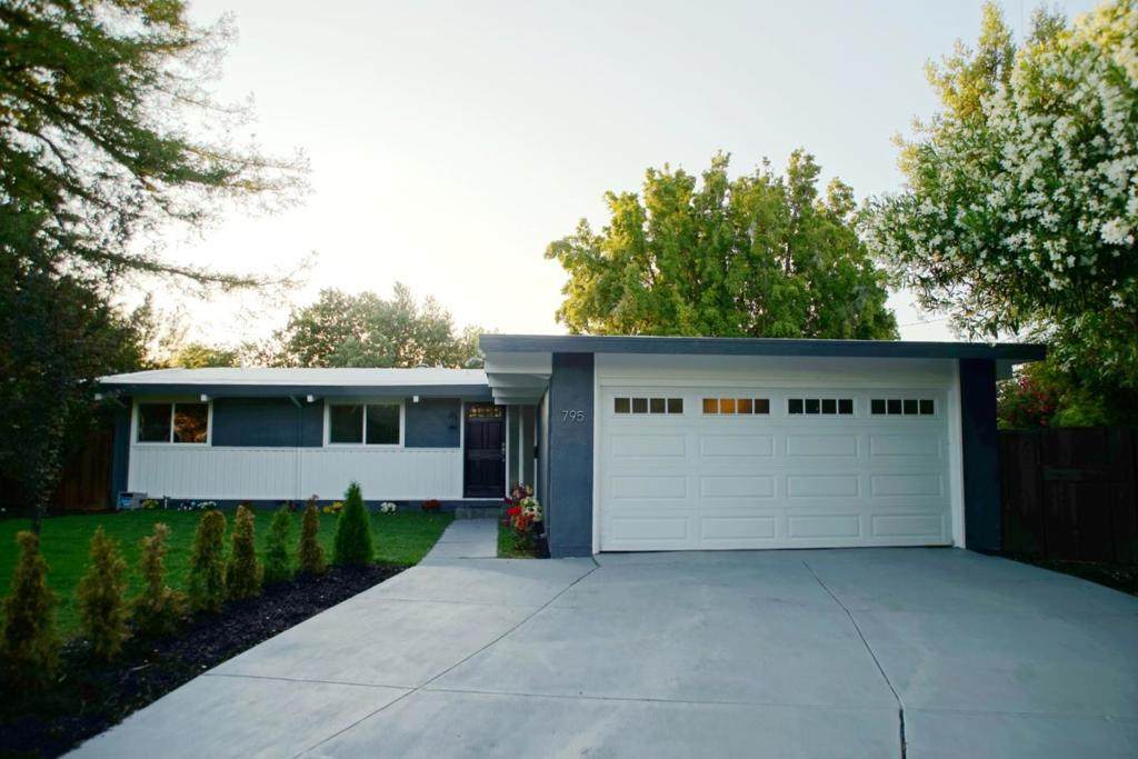 795 Charleston Road - Photo 1