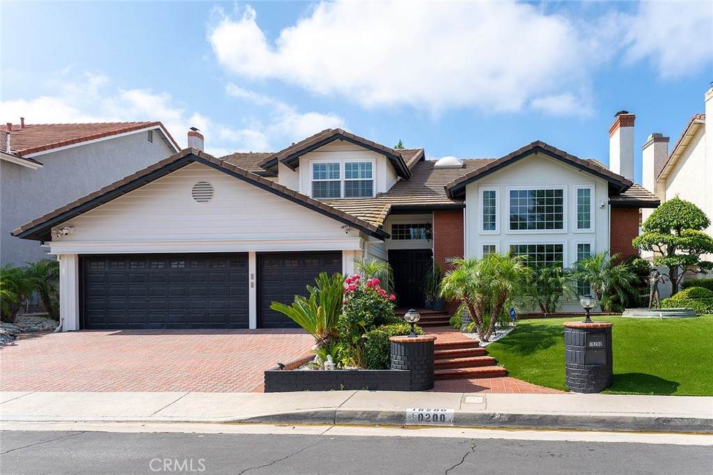 18200 Sandringham Court - Photo 1