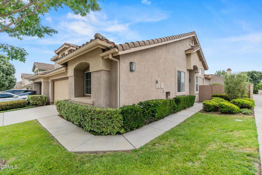 5202 Paseo Ricoso - Photo 1