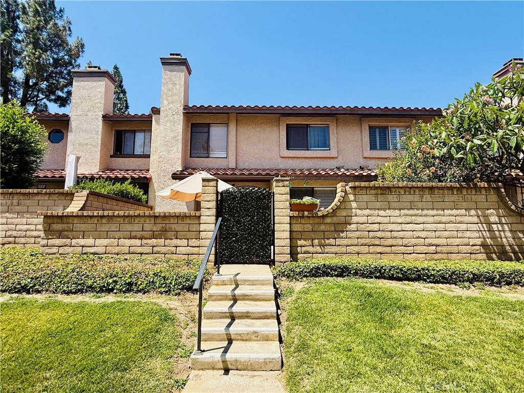 9809 Madonna Court - Photo 1