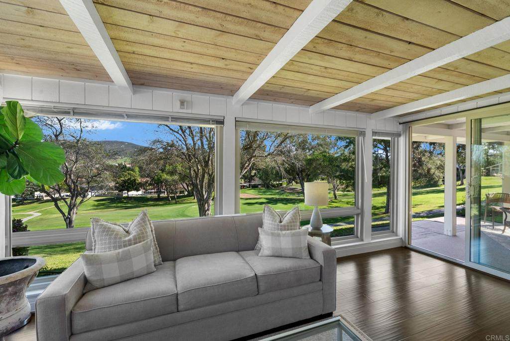 1247 La Casa Dr - Photo 1