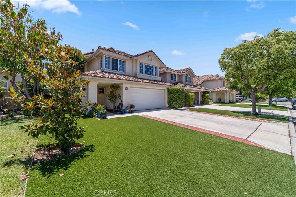 762 Twin Peaks Avenue - Photo 1