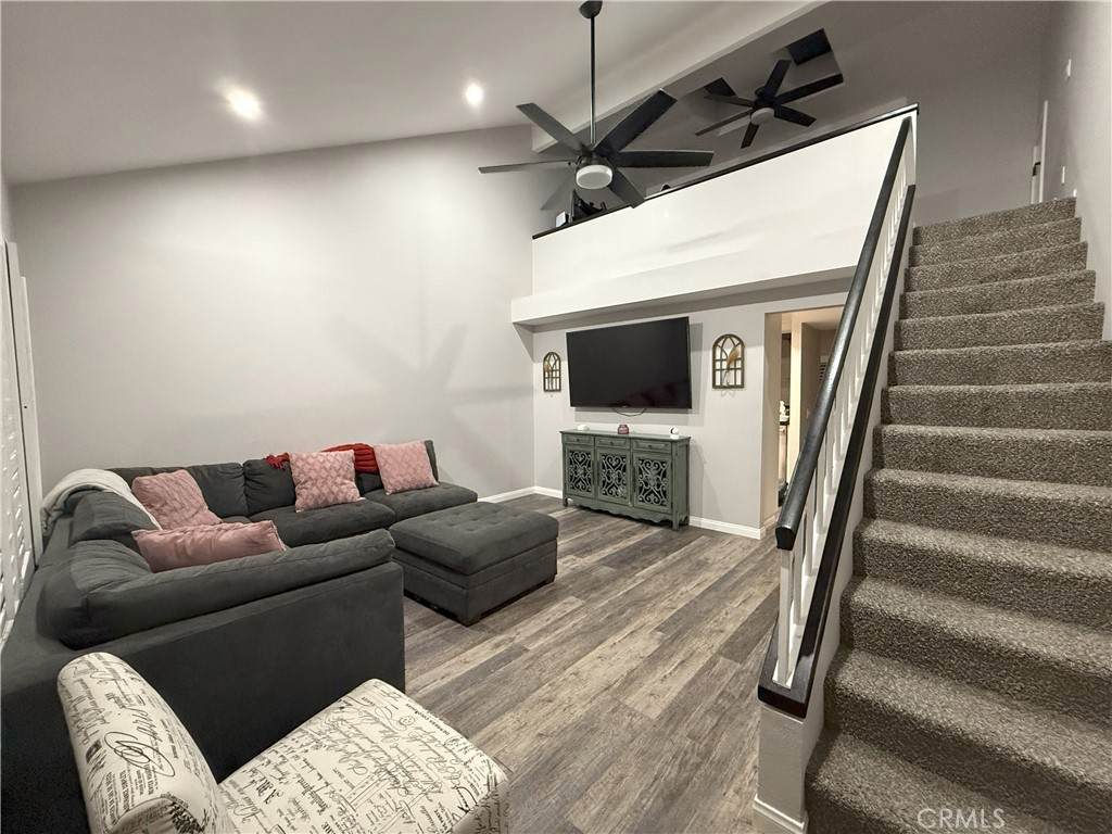155 Singingwood Street - Photo 1