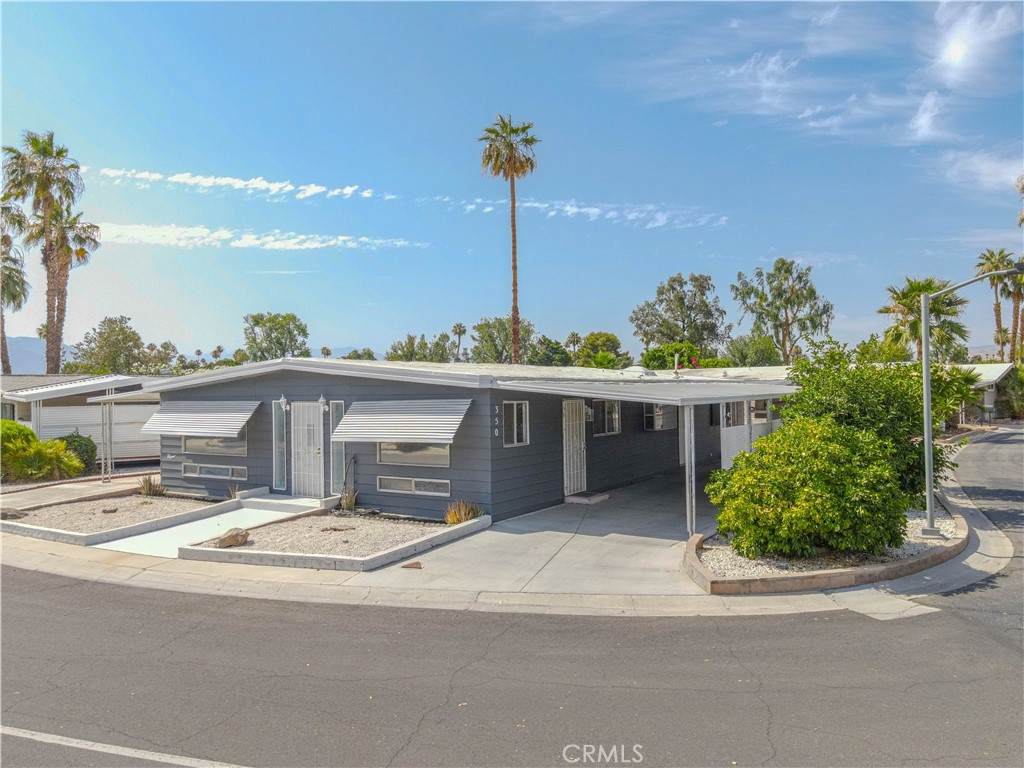 350 Andorra Way - Photo 1