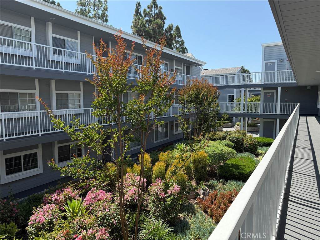1406 Brett Place - Photo 1