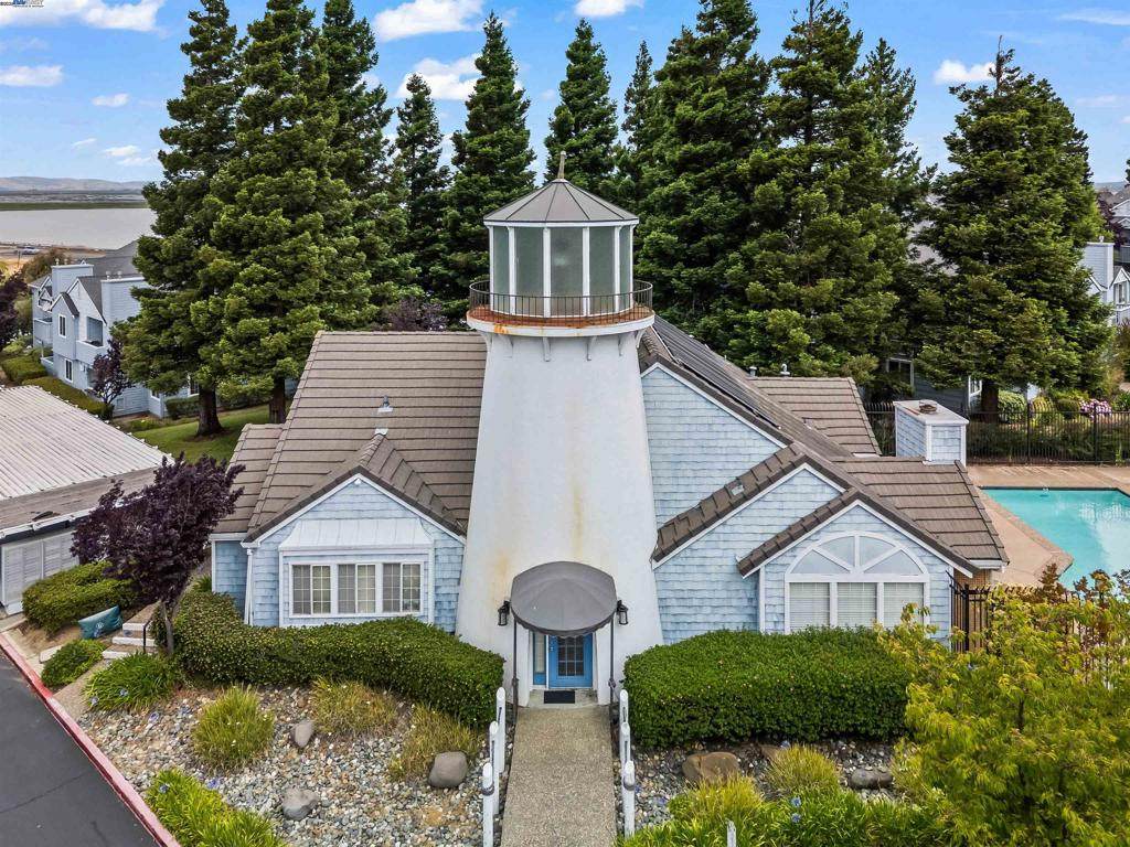 405 Lighthouse Dr - Photo 1