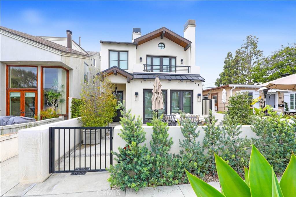 519 .5 Larkspur Avenue - Photo 1