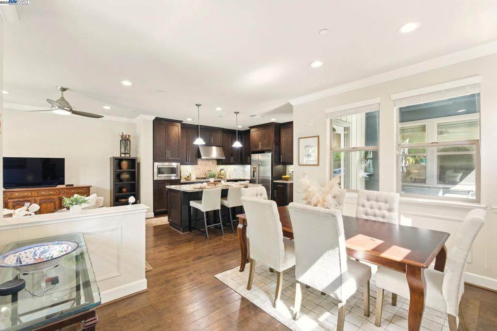 538 Sandalwood Drive - Photo 1