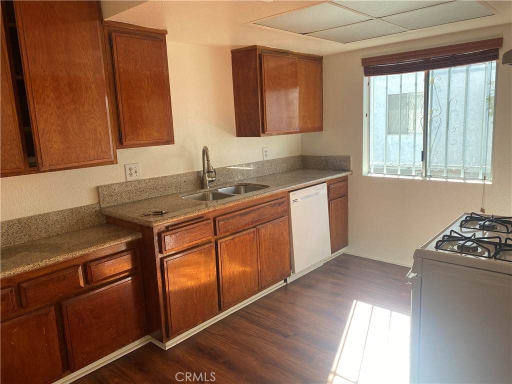 1813 Pepper Street - Photo 1