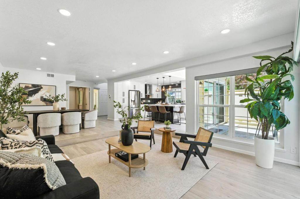 1862 Stratton Circle - Photo 1