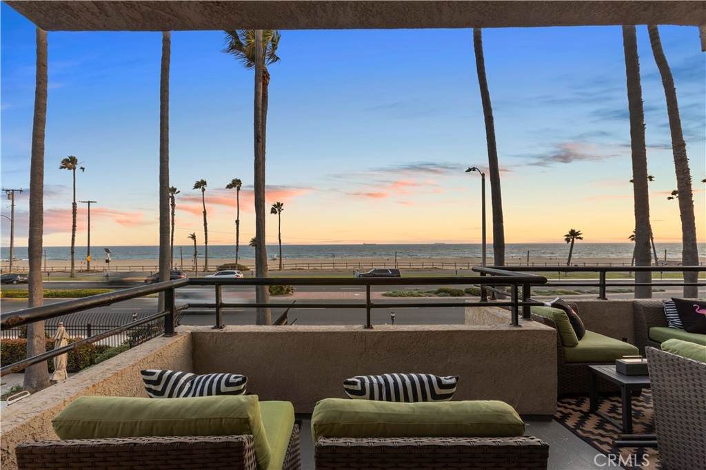 1200 Pacific Coast - Photo 1
