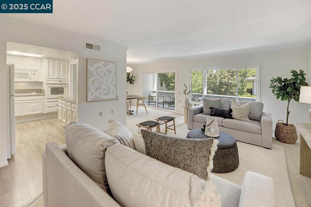 1224 Singingwood Ct - Photo 1
