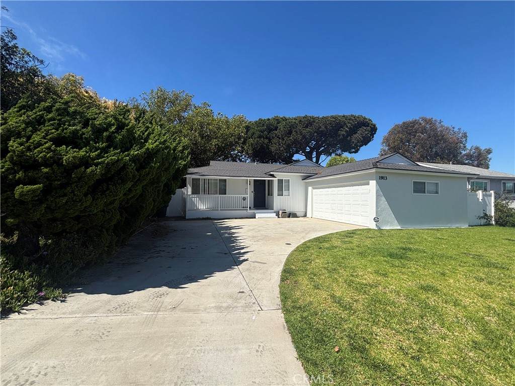 1913 190th Street - Photo 1