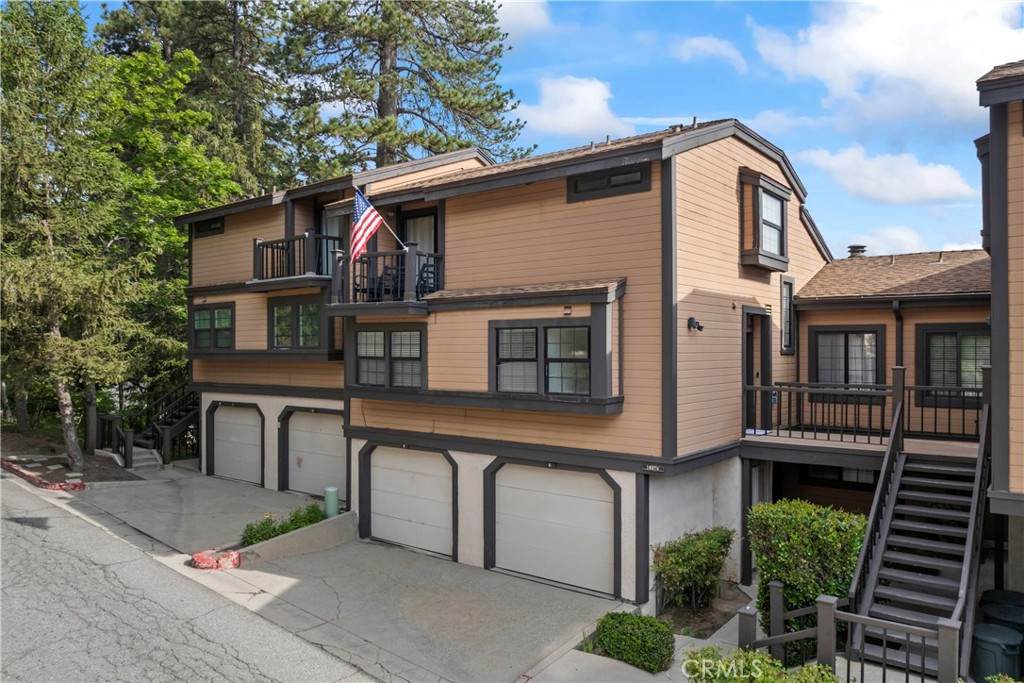 4 Village Bay Unit F - Photo 1