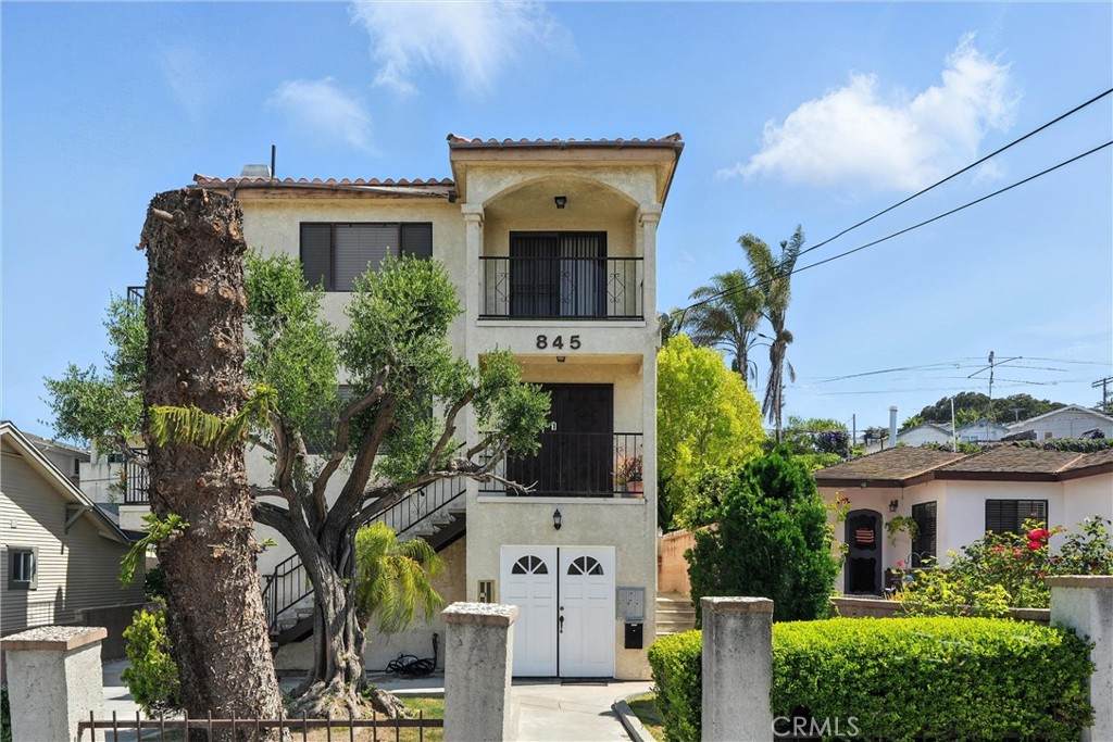 845 19th Street - Photo 1