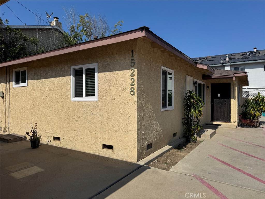 15228 Normandie Avenue - Photo 1