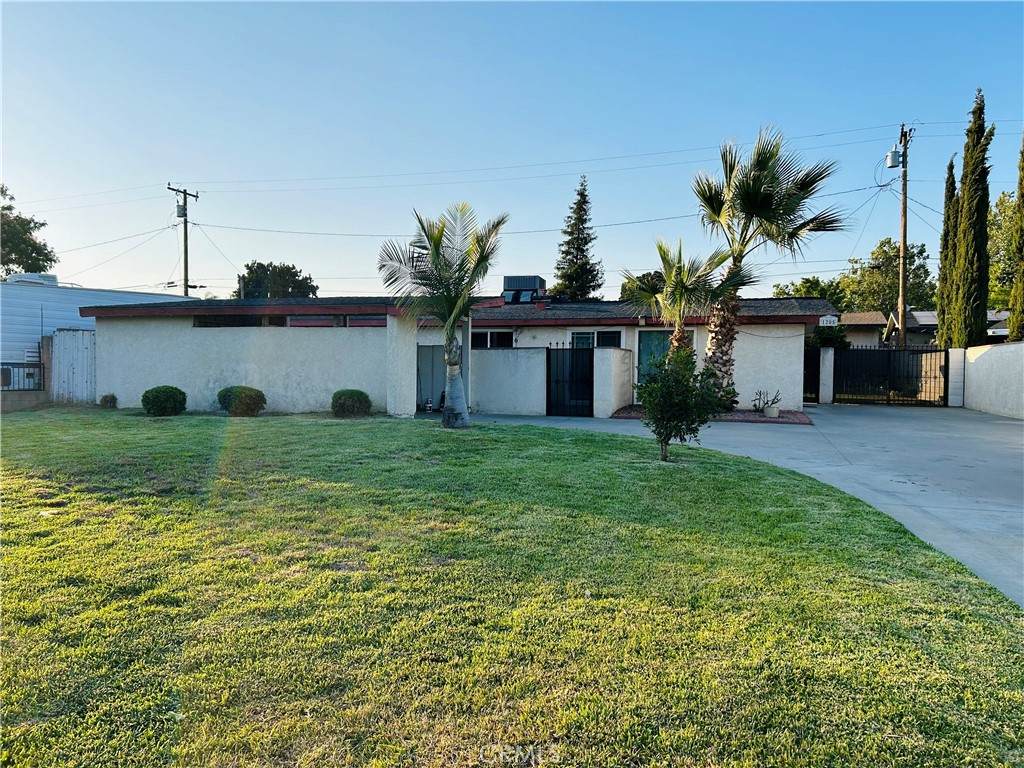 1205 Casad Avenue - Photo 1