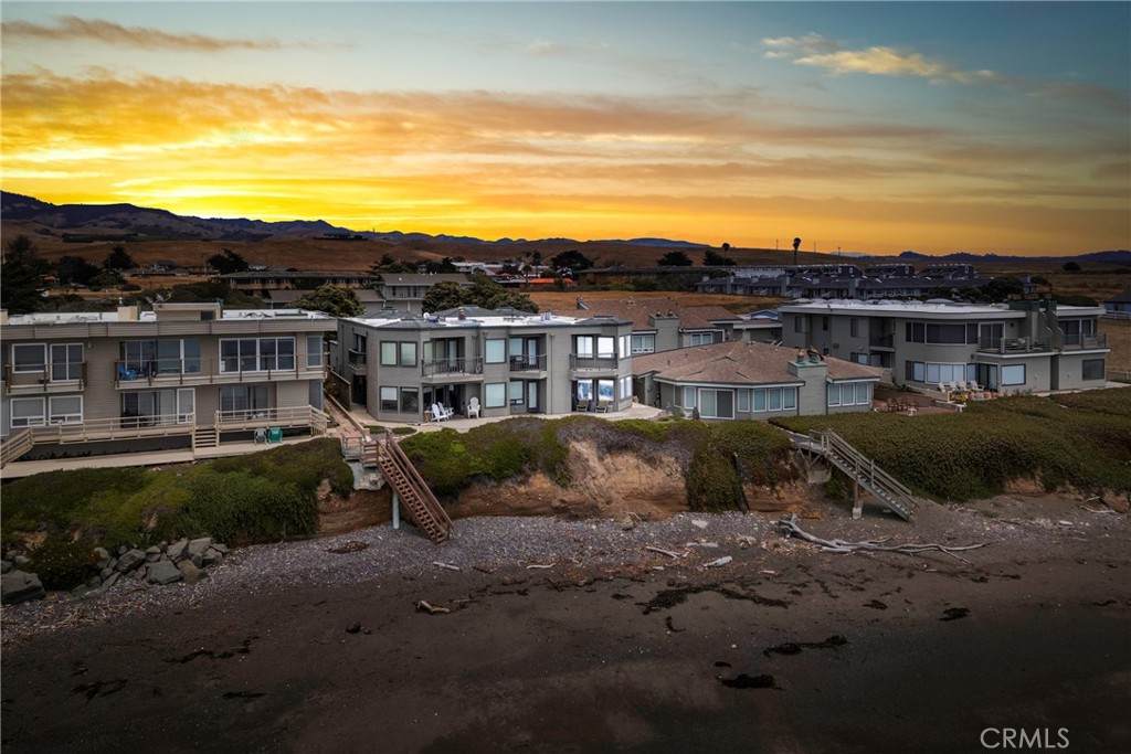 9229 Balboa Ave - Photo 1