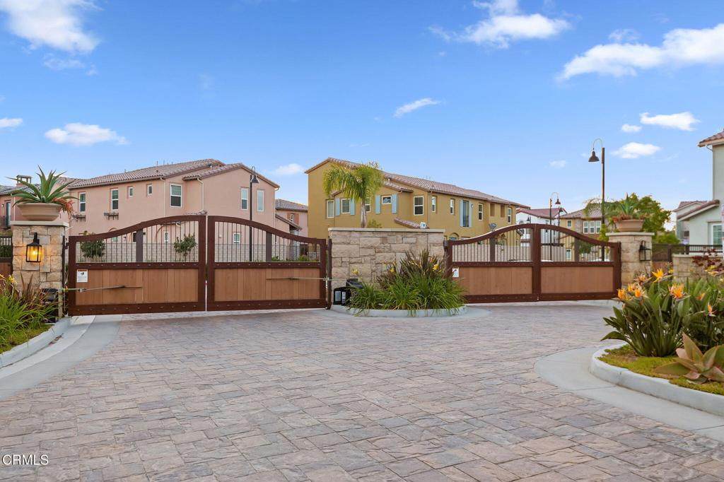 1511 Mulligan Street - Photo 1