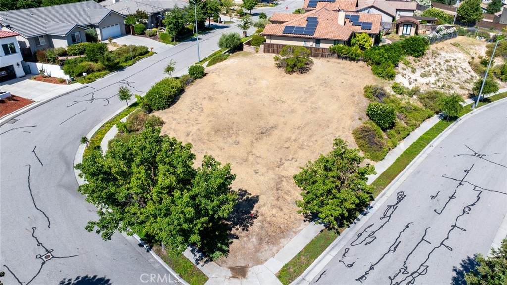 594 Red Cloud Road - Photo 1