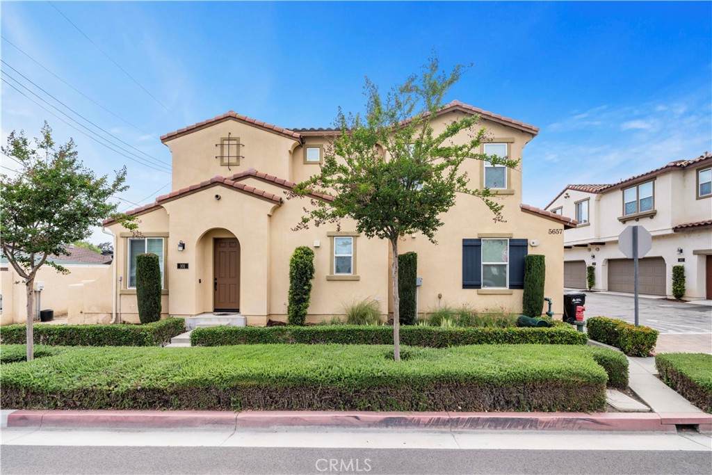 5657 Mcculloch Avenue - Photo 1