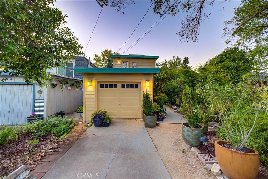 22650 I Street - Photo 1