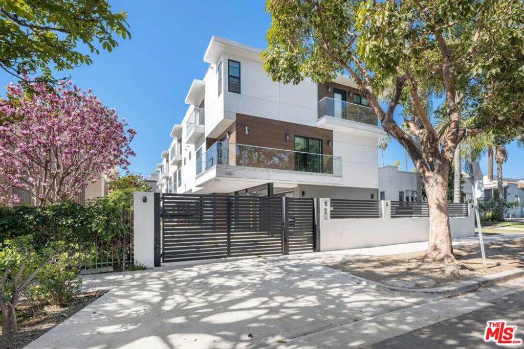 849 Alta Vista Boulevard - Photo 1