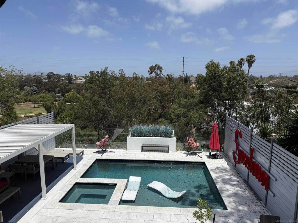 2635 Montclair Street - Photo 1