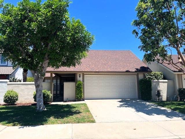 1512 Victoria Way - Photo 1