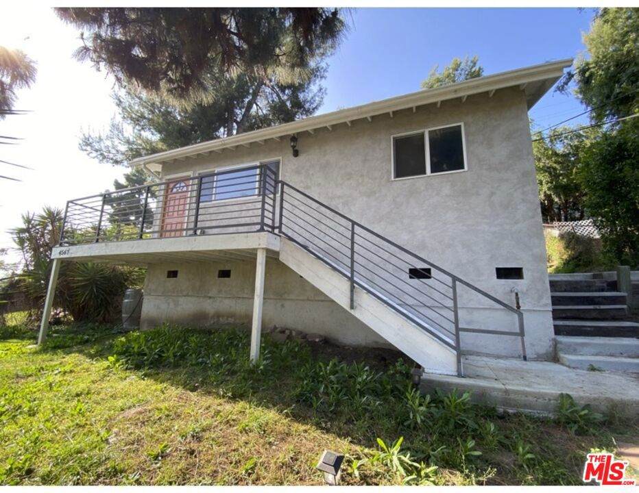 4567 Yellowstone Street - Photo 1